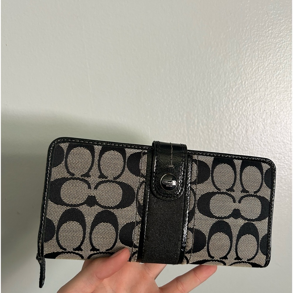 Vintage black & grey coach wallet